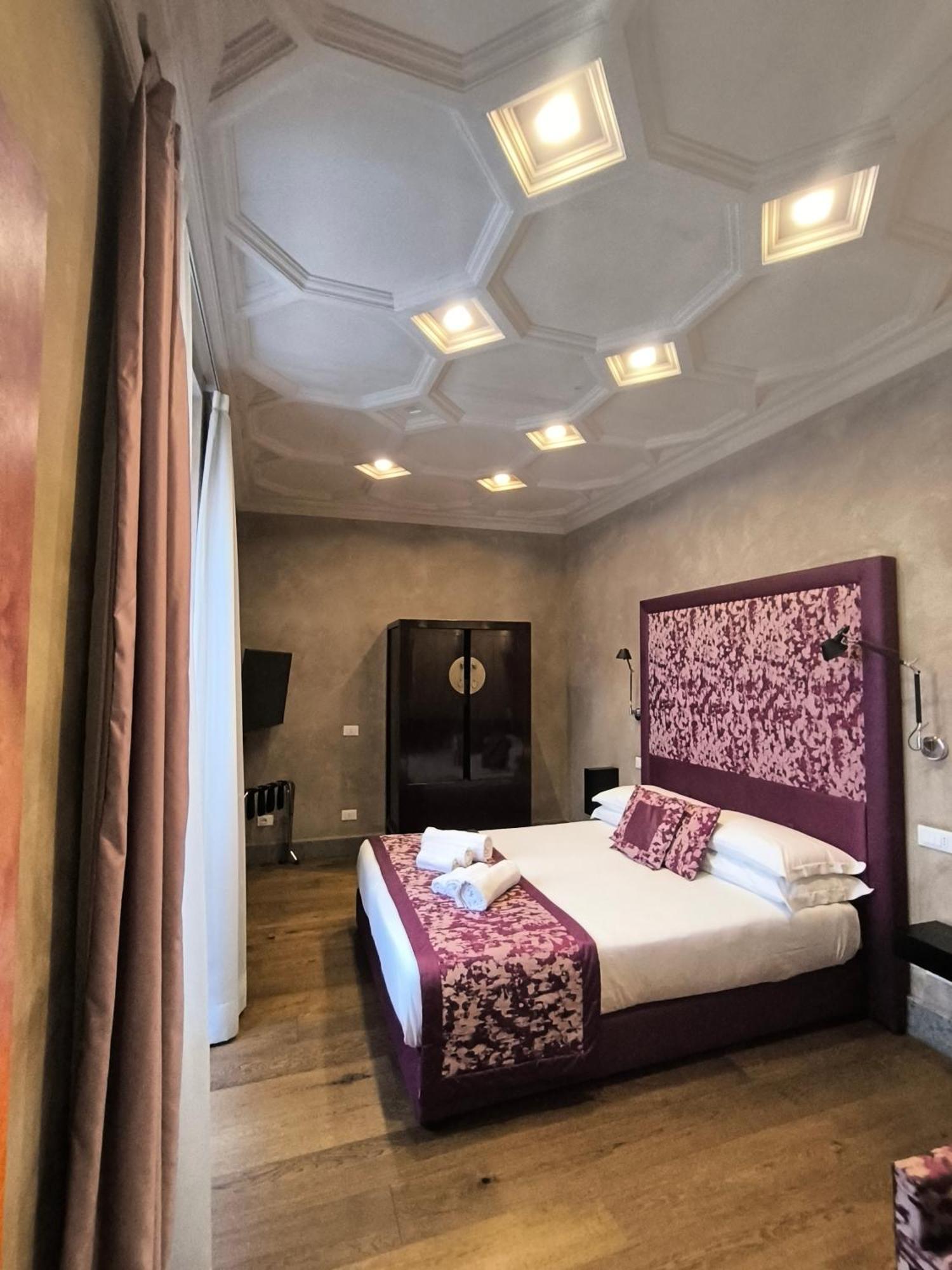 Pantheon Luxury Suite Рим Екстер'єр фото